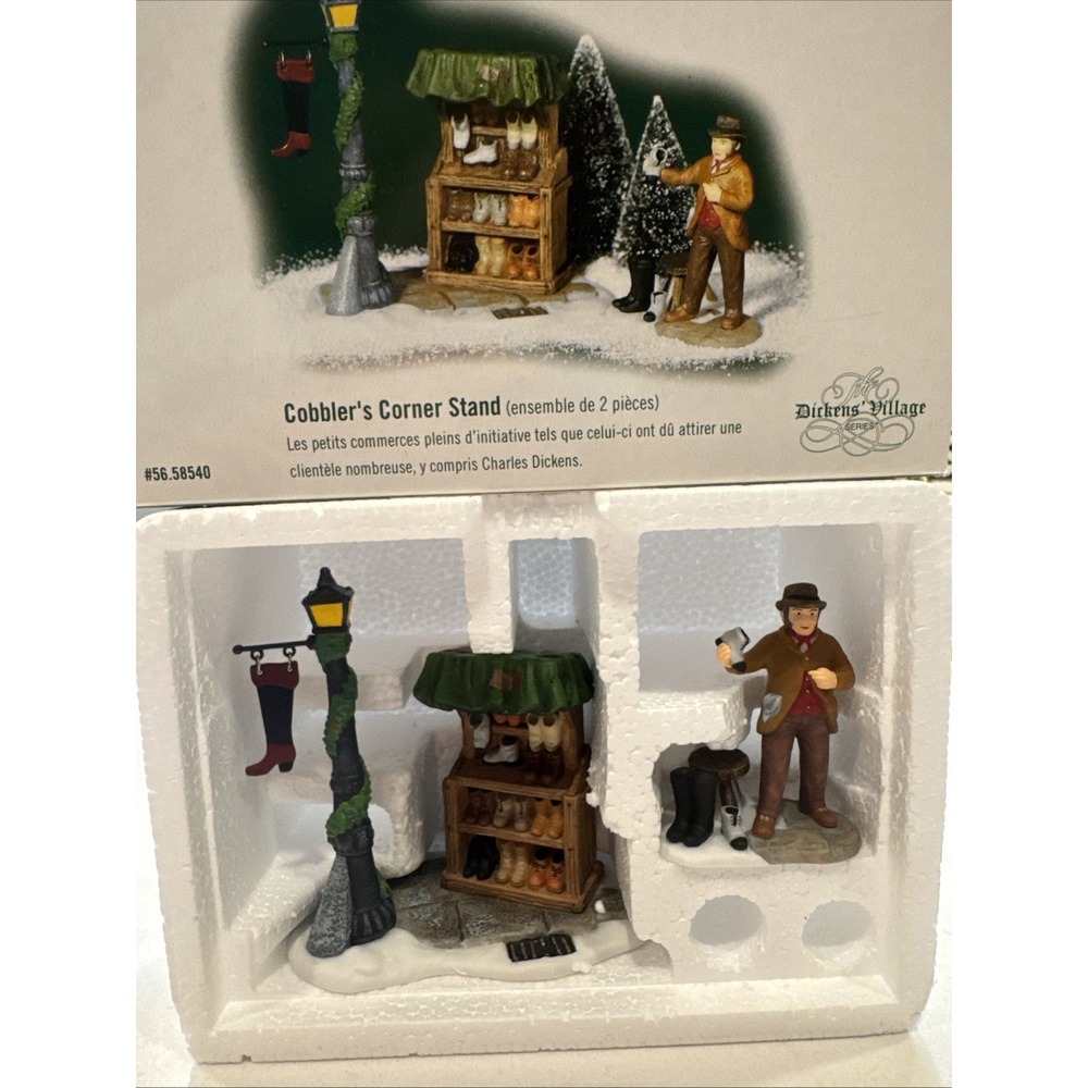 Dept 56 Dickens Village Cobbler's Corner Stand‎ Set of 2 #58540 w/Box
